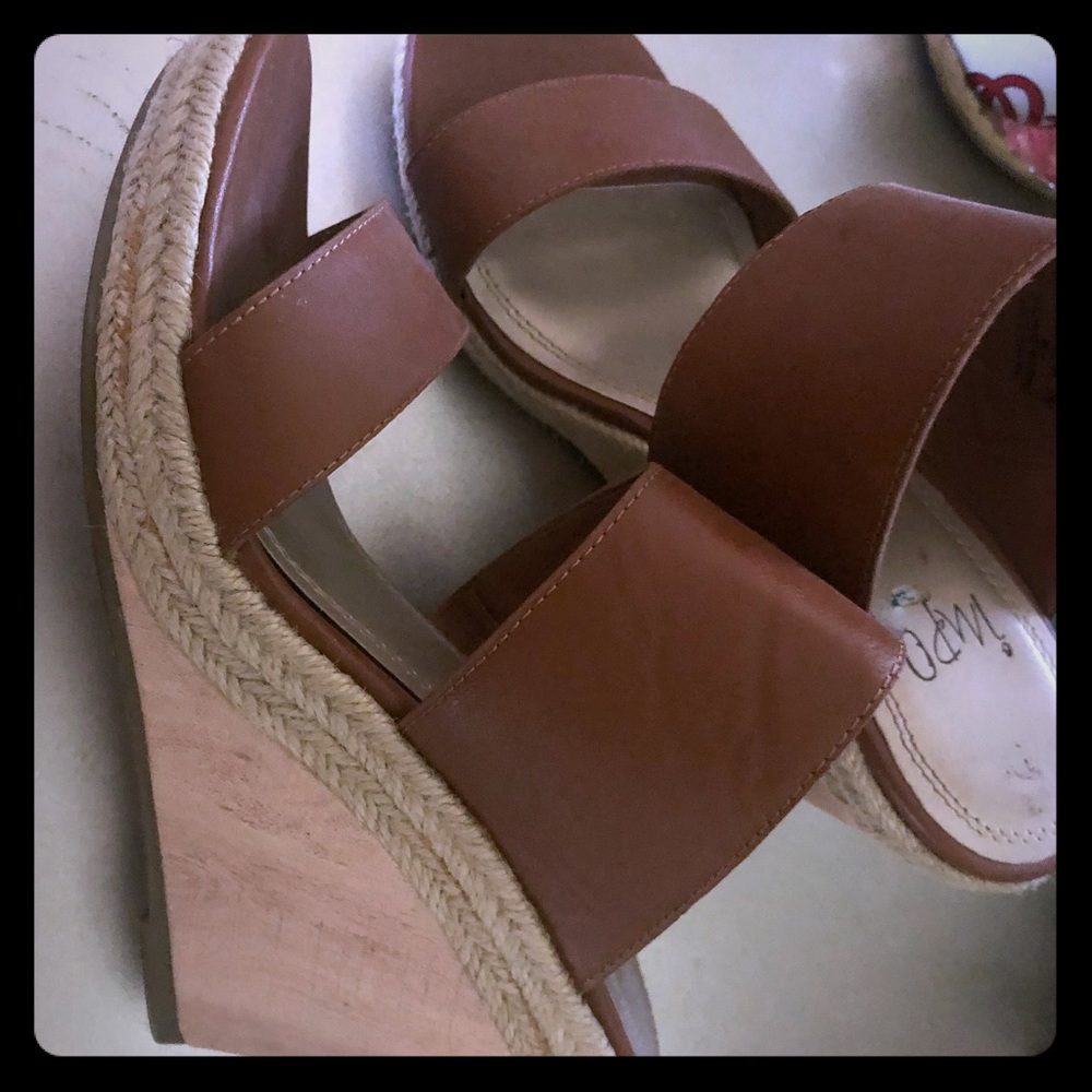 Brown wedges